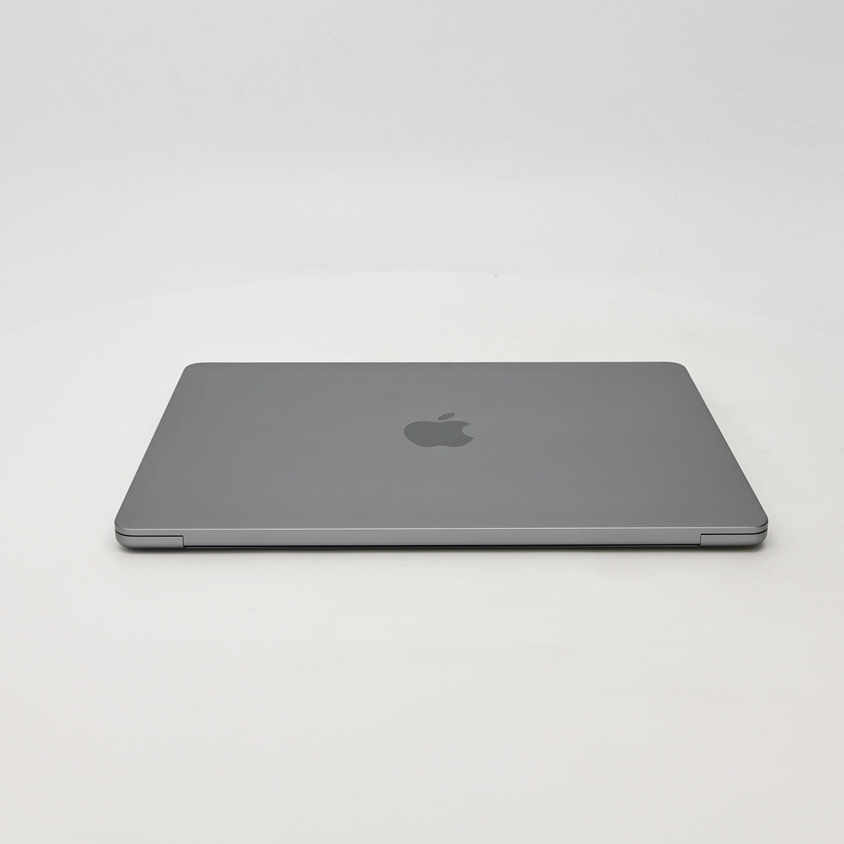 95新 Apple MacBook Air 22年 13寸 M2（8+10核） 8G RAM 512G SSD 深空灰色