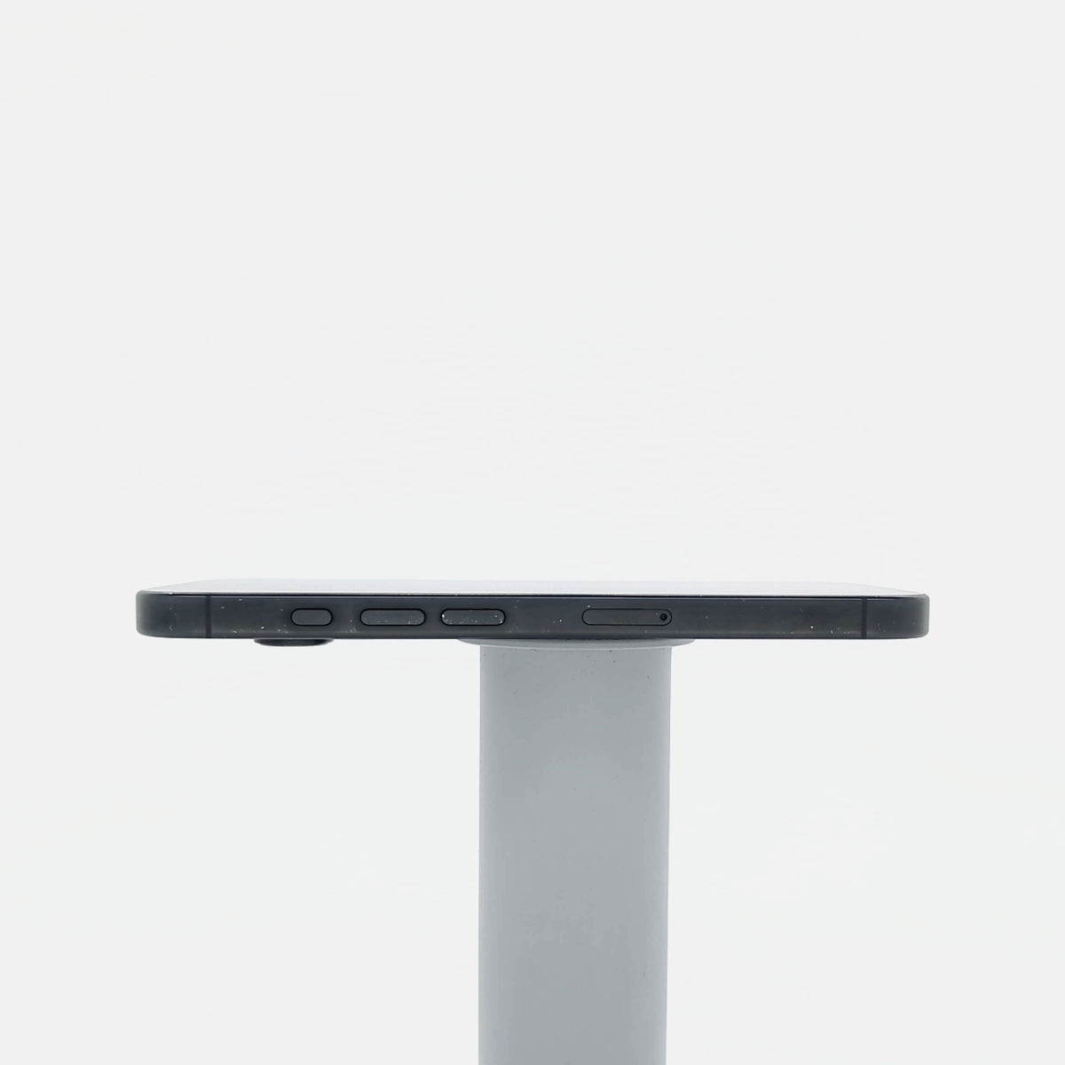 95新 Apple iPhone 16 Pro 128G 黑色鈦金屬 中國大陸版