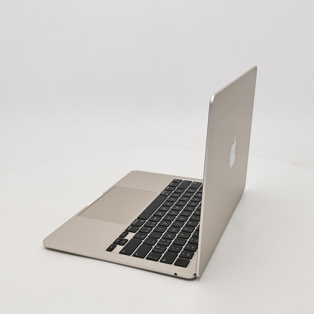 95新 Apple MacBook Air 22年 13寸 M2（8+10核） 16G RAM 256G SSD 星光色