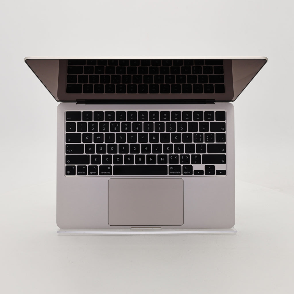 95新 Apple MacBook Air 22年 13寸 M2（8+10核） 16G RAM 256G SSD 星光色