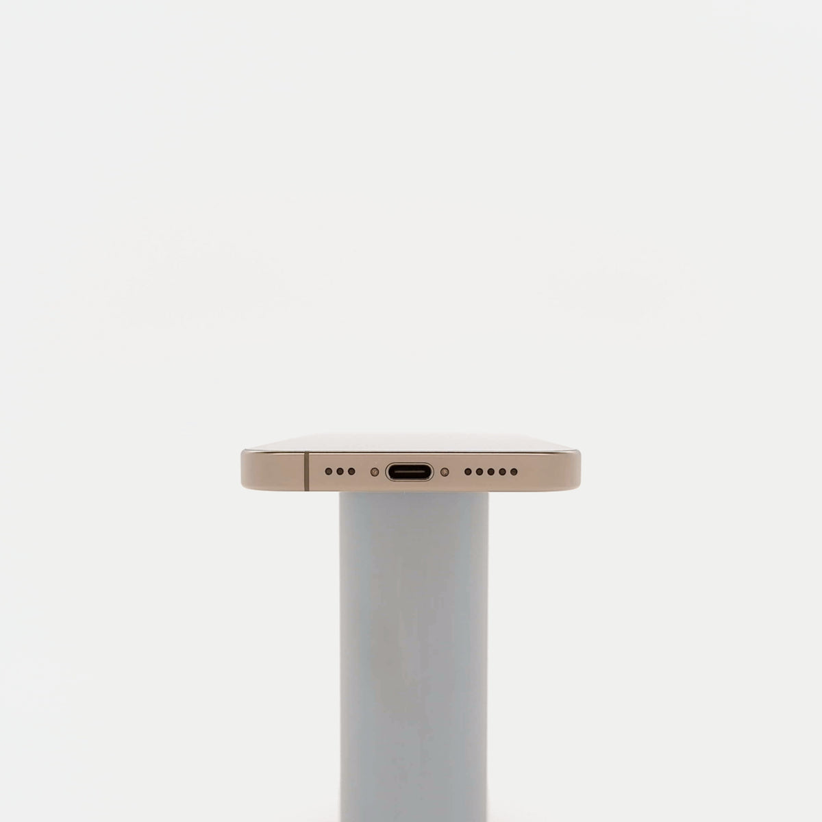 95新 Apple iPhone 16 Pro 128G 沙漠色鈦金屬 中國大陸版