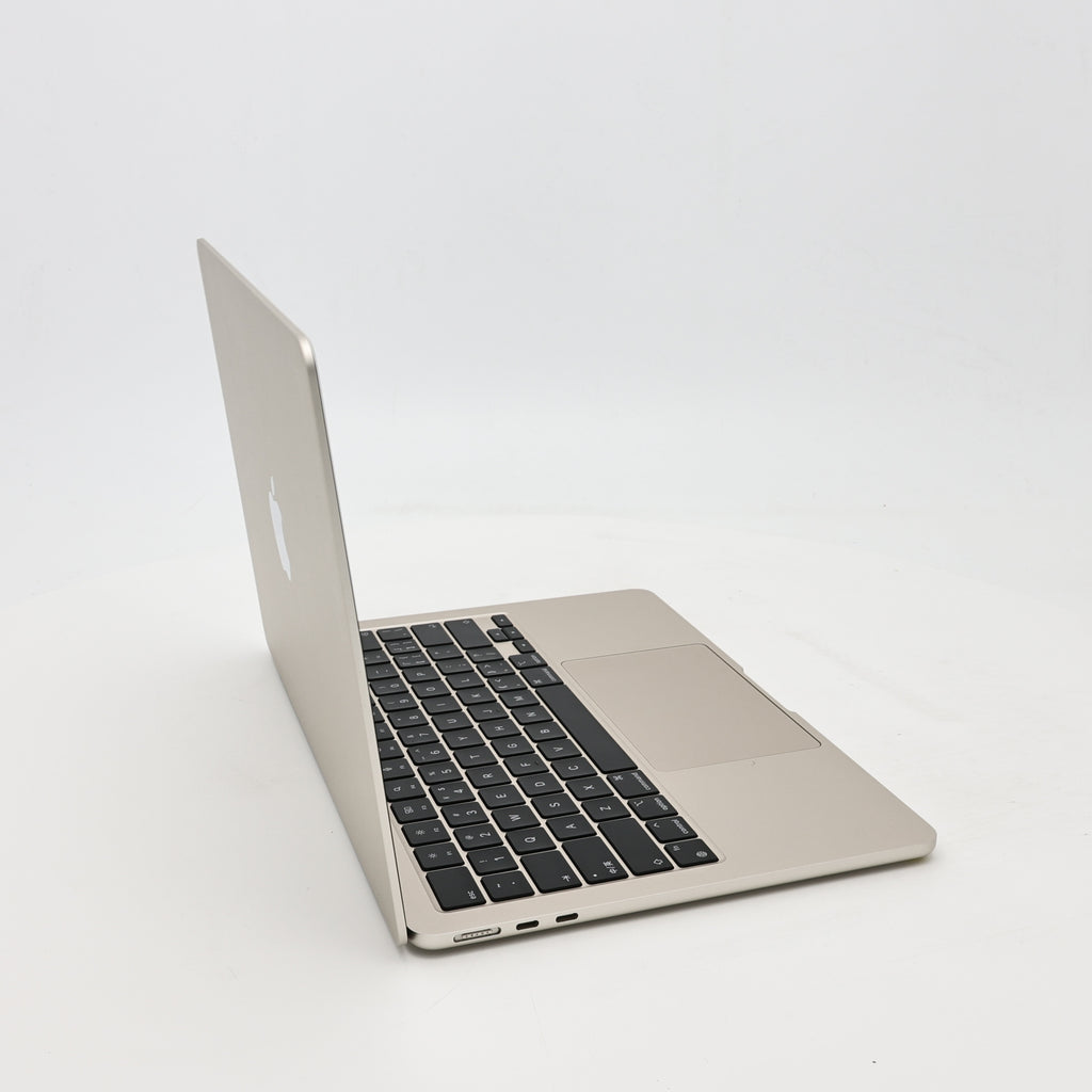 95新 Apple MacBook Air 22年 13寸 M2（8+8核） 8G RAM 256G SSD 星光色