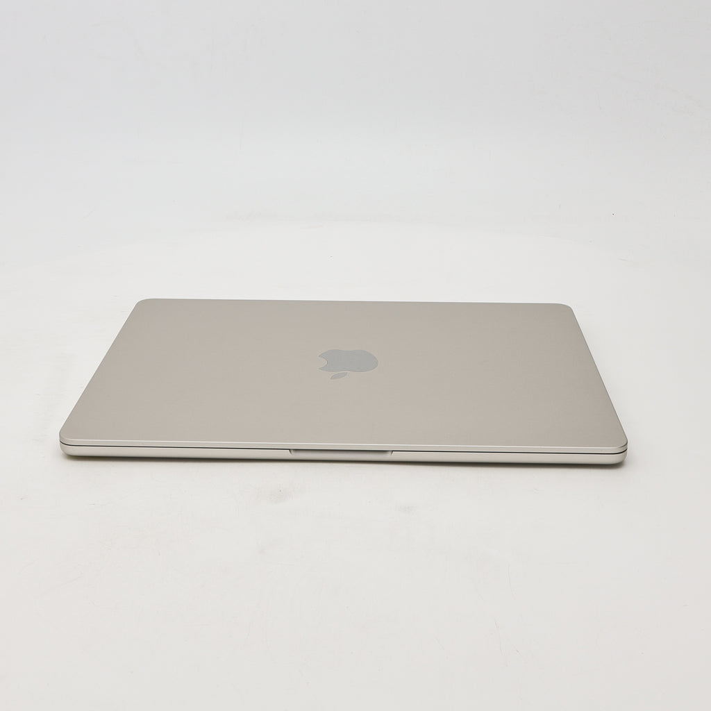 95新 Apple MacBook Air 22年 13寸 M2（8+8核） 8G RAM 256G SSD 星光色