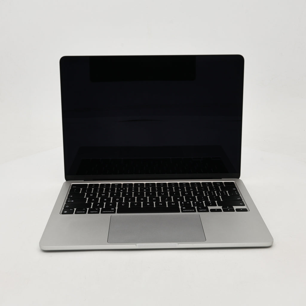 99新 Apple MacBook Air 22年 13寸 M2（8+8核） 8G RAM 256G SSD 銀色