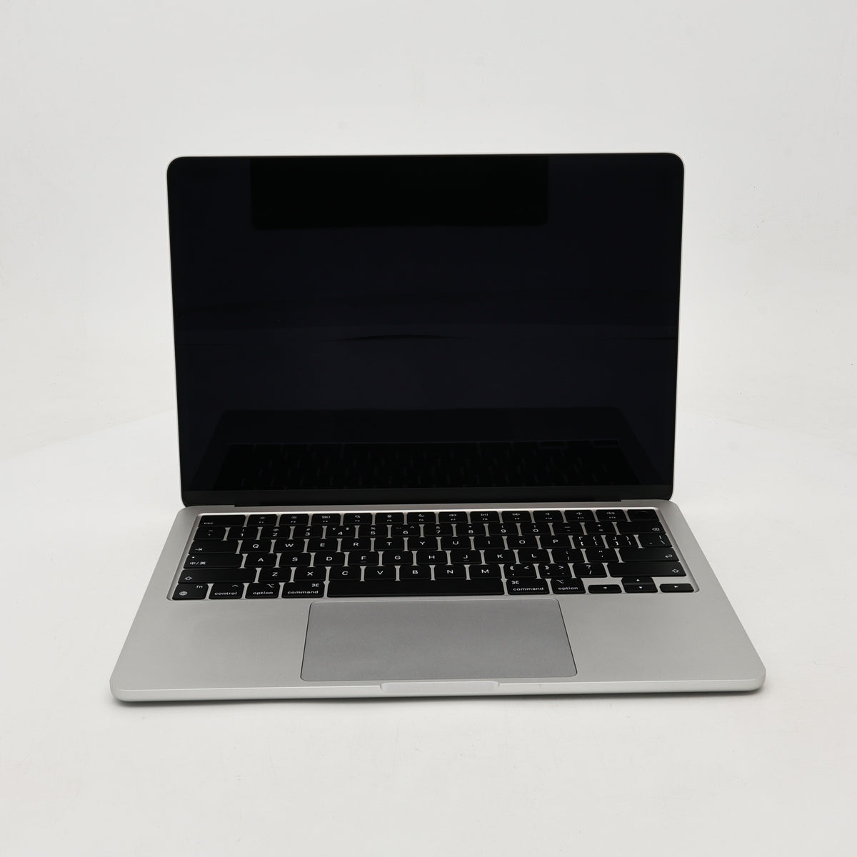 99新 Apple MacBook Air 22年 13寸 M2（8+8核） 8G RAM 256G SSD 銀色