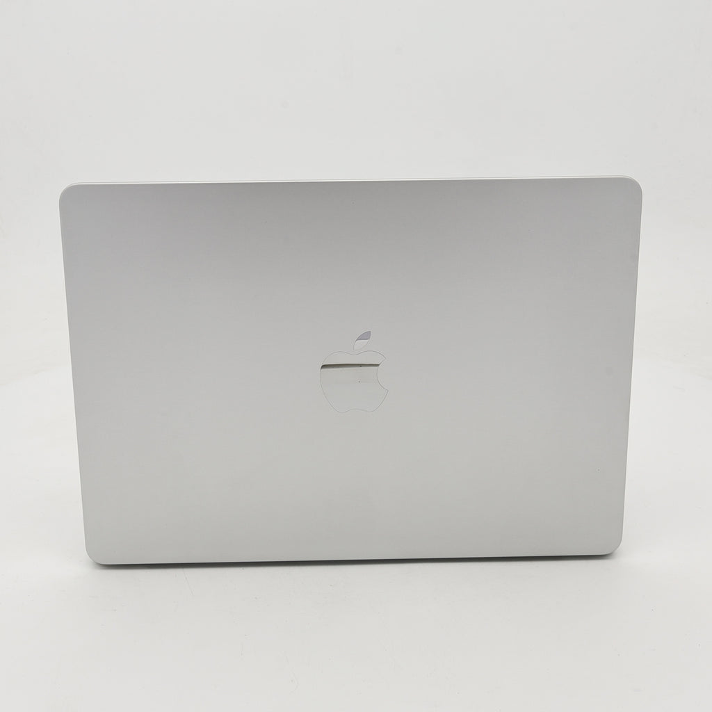 99新 Apple MacBook Air 22年 13寸 M2（8+8核） 8G RAM 256G SSD 銀色