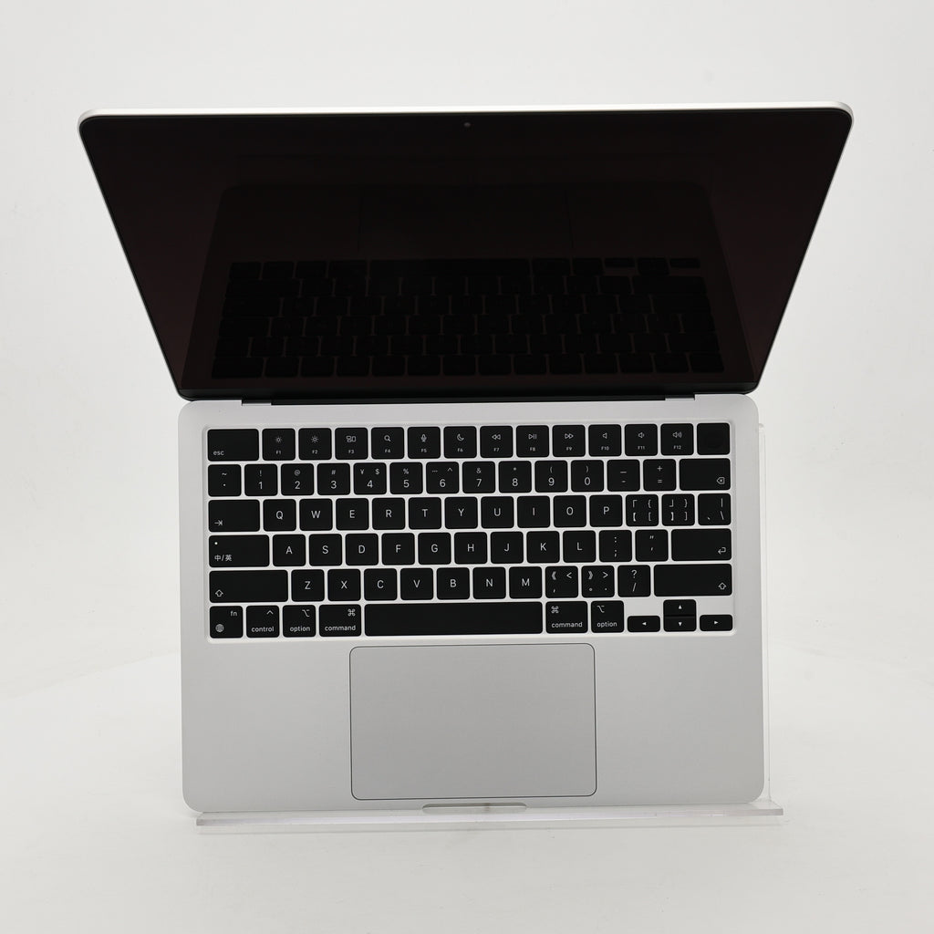99新 Apple MacBook Air 22年 13寸 M2（8+8核） 8G RAM 256G SSD 銀色