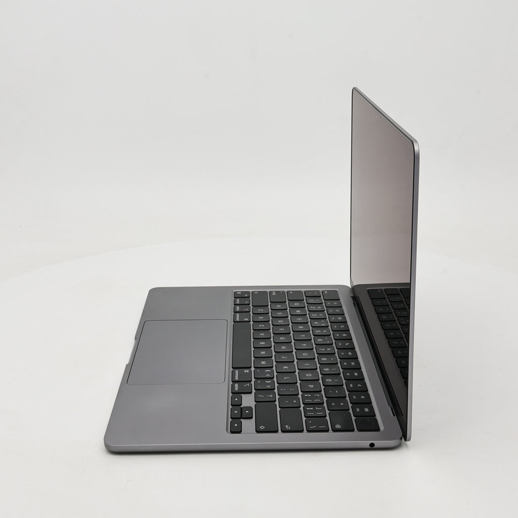 95新 Apple MacBook Air 24年 13寸 M3（8+8核） 8G RAM 256G SSD 深空灰色