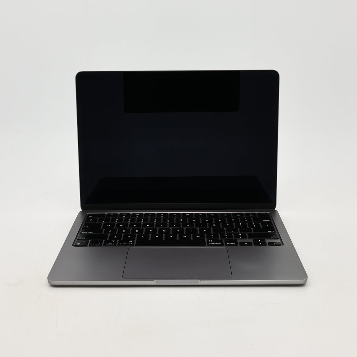 95新 Apple MacBook Air 22年 13寸 M2（8+8核） 8G RAM 256G SSD 深空灰色