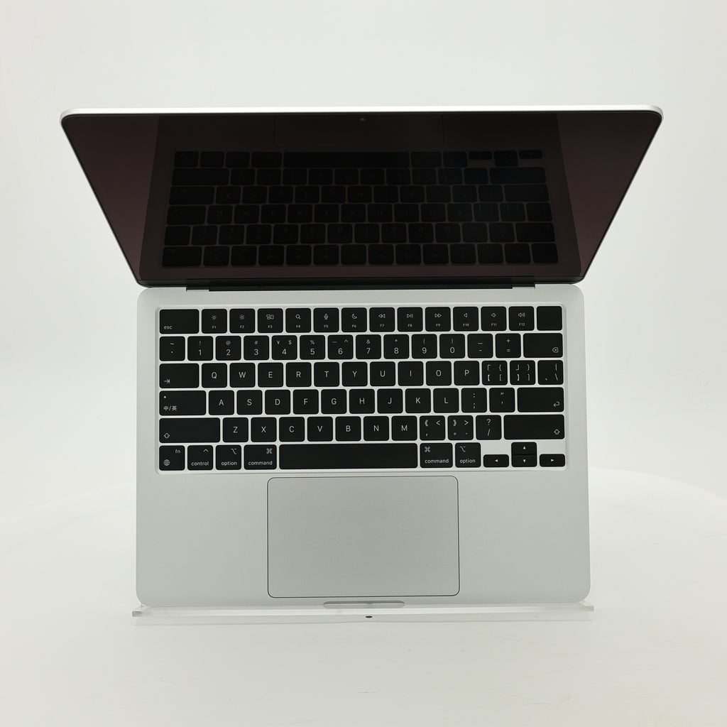 95新 Apple MacBook Air 22年 13寸 M2（8+8核） 16G RAM 256G SSD 銀色