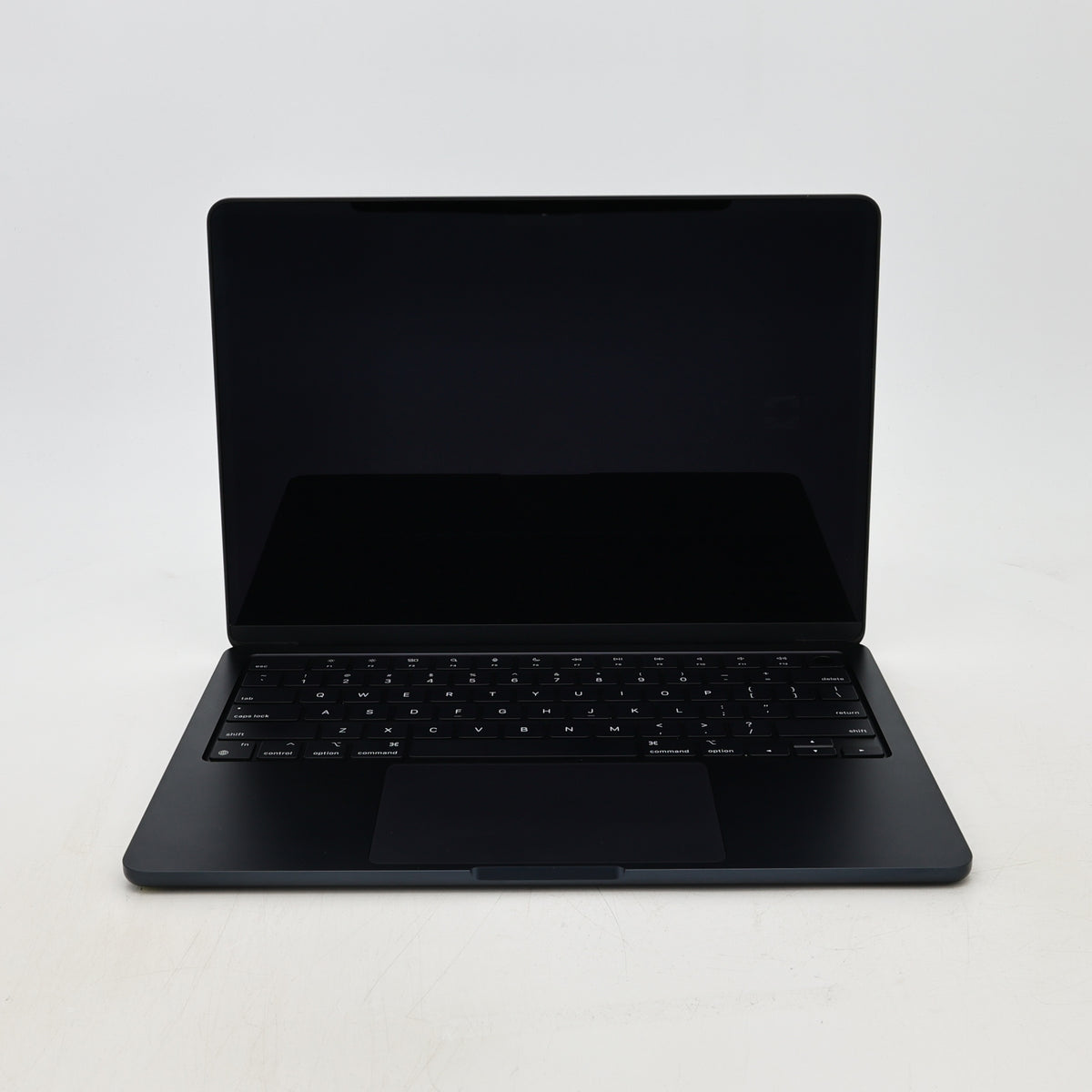 95新 Apple MacBook Air 22年 13寸 M2（8+8核） 8G RAM 256G SSD 午夜色