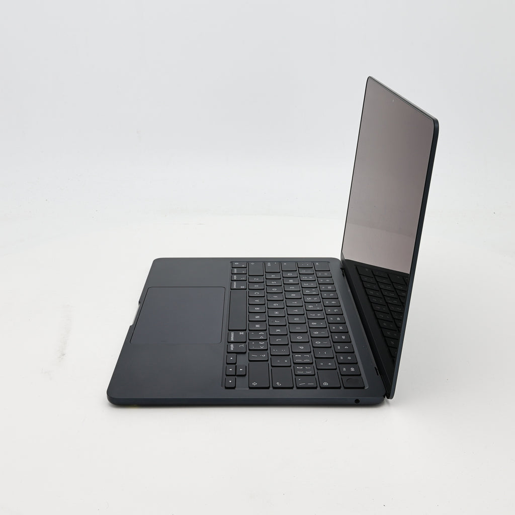 95新 Apple MacBook Air 22年 13寸 M2（8+8核） 8G RAM 512G SSD 午夜色