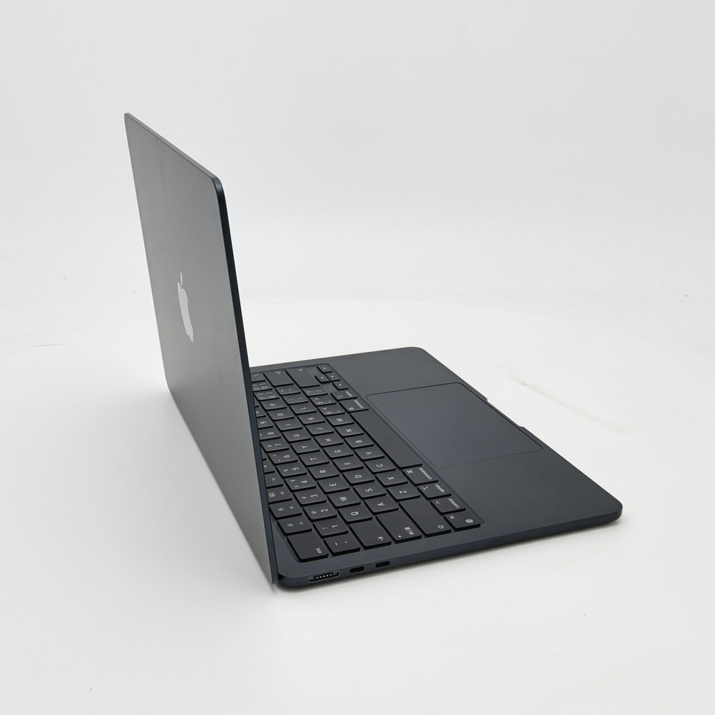 95新 Apple MacBook Air 22年 13寸 M2（8+8核） 8G RAM 512G SSD 午夜色