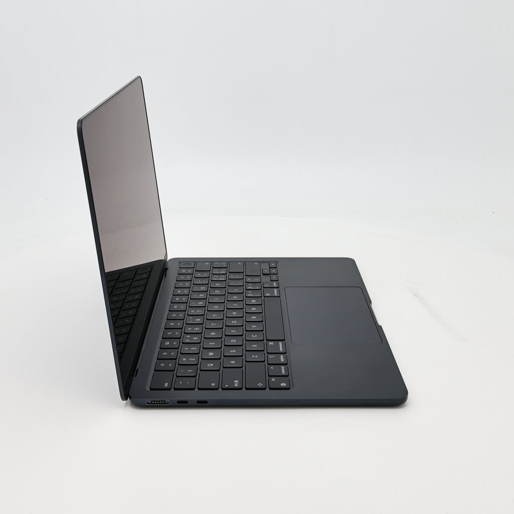 95新 Apple MacBook Air 22年 13寸 M2（8+8核） 8G RAM 512G SSD 午夜色