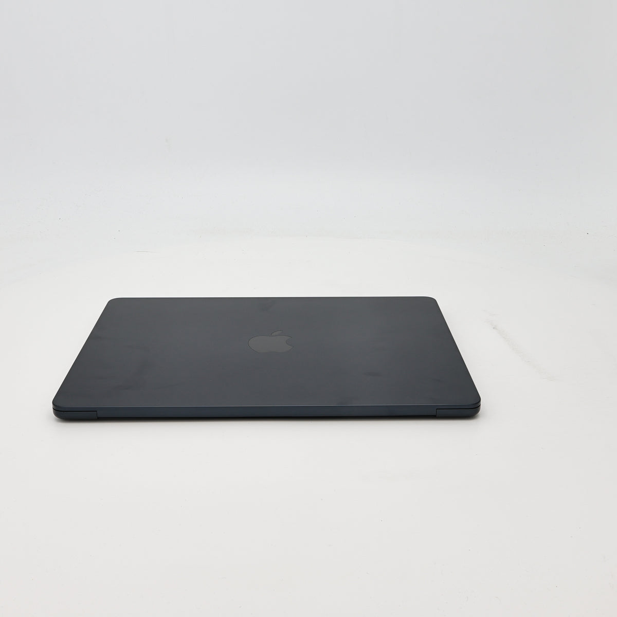 95新 Apple MacBook Air 22年 13寸 M2（8+8核） 8G RAM 512G SSD 午夜色