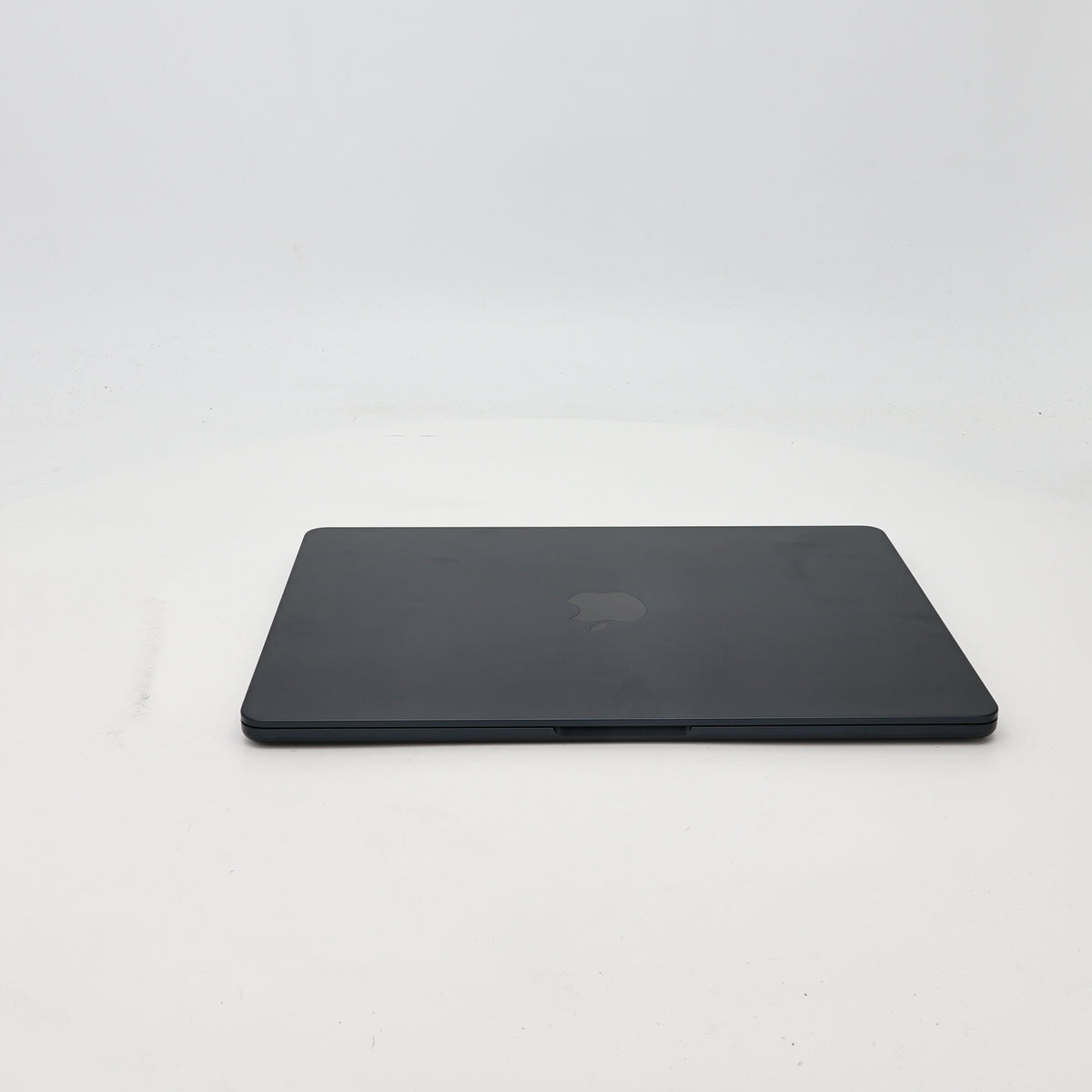 95新 Apple MacBook Air 22年 13寸 M2（8+8核） 8G RAM 512G SSD 午夜色