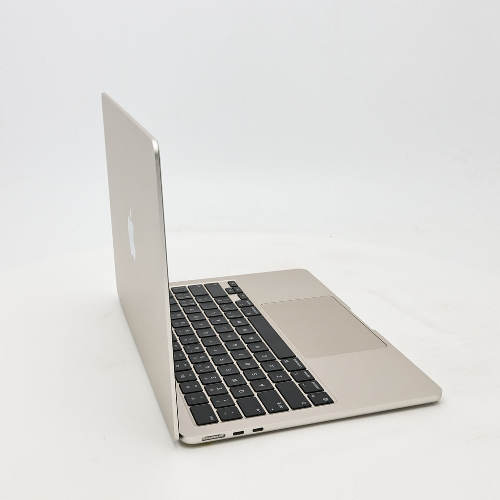 95新 Apple MacBook Air 22年 13寸 M2（8+8核） 8G RAM 256G SSD 星光色