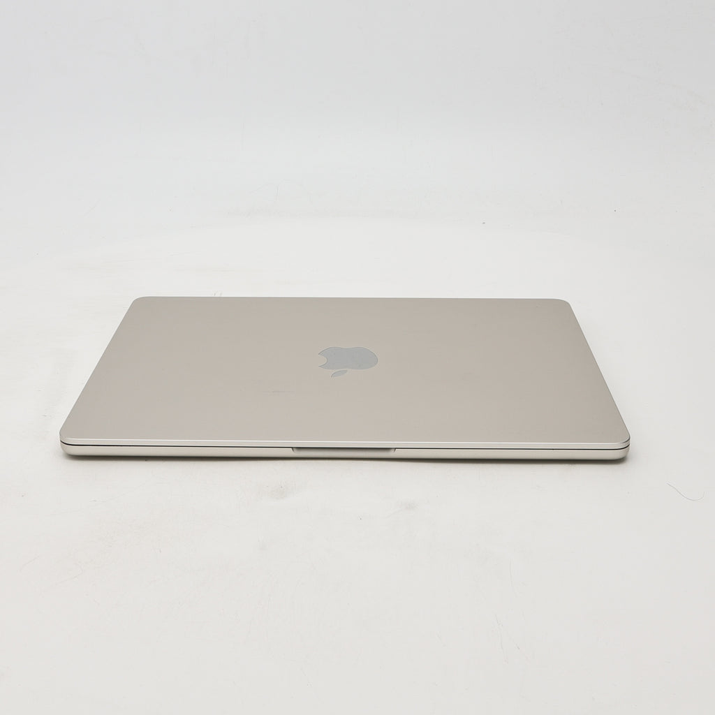 95新 Apple MacBook Air 22年 13寸 M2（8+8核） 8G RAM 256G SSD 星光色