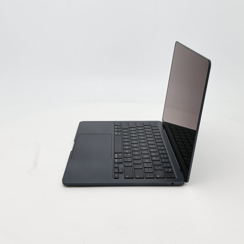 95新 Apple MacBook Air 22年 13寸 M2（8+10核） 8G RAM 512G SSD 午夜色