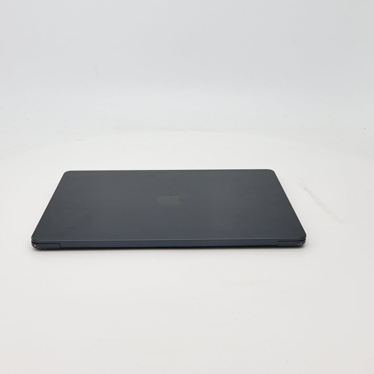 95新 Apple MacBook Air 22年 13寸 M2（8+10核） 8G RAM 512G SSD 午夜色