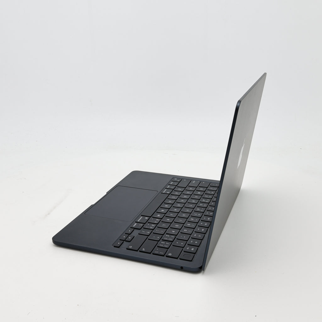 95新 Apple MacBook Air 22年 13寸 M2（8+8核） 8G RAM 256G SSD 午夜色