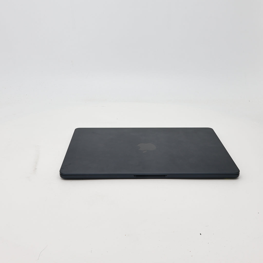 95新 Apple MacBook Air 22年 13寸 M2（8+8核） 8G RAM 256G SSD 午夜色