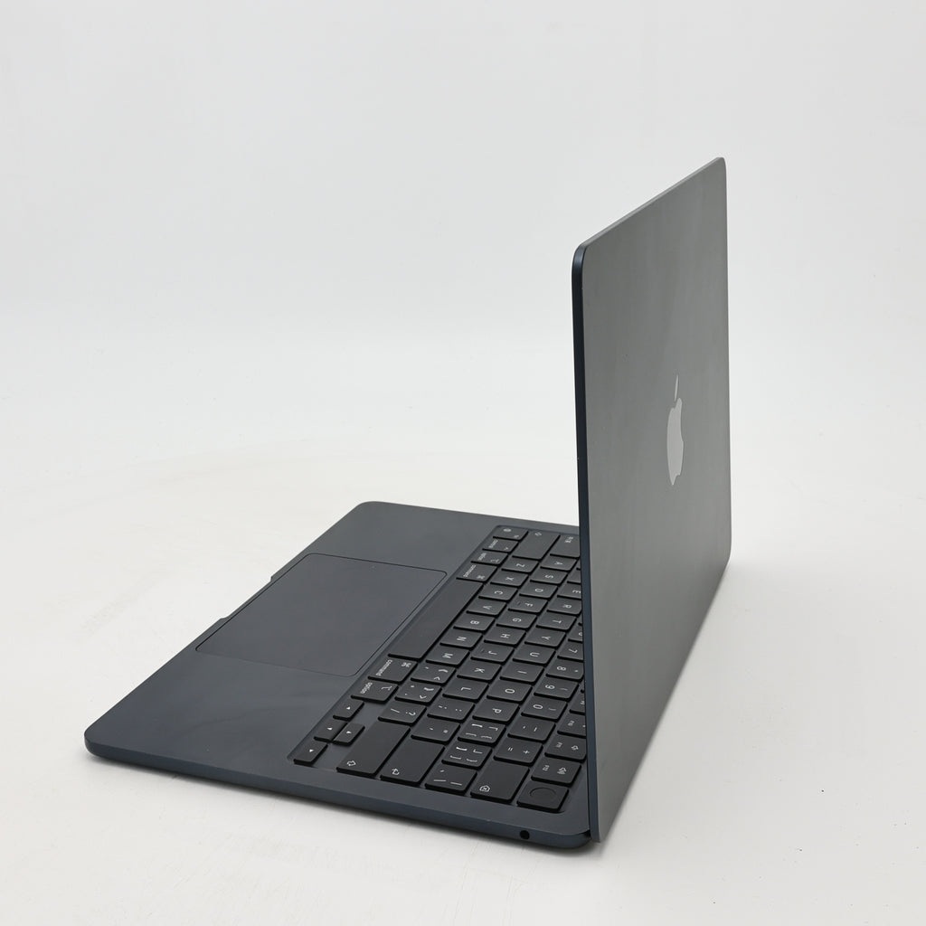 95新 Apple MacBook Air 22年 13寸 M2（8+8核） 8G RAM 256G SSD 午夜色