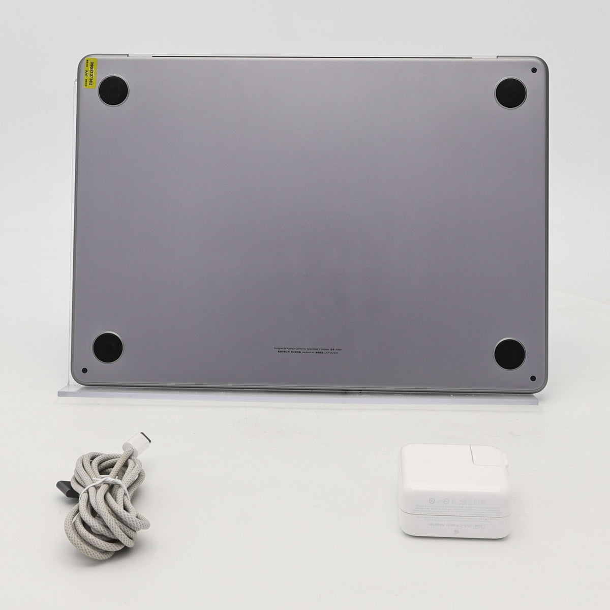 95新 Apple MacBook Air 22年 13寸 M2（8+8核） 8G RAM 256G SSD 深空灰色
