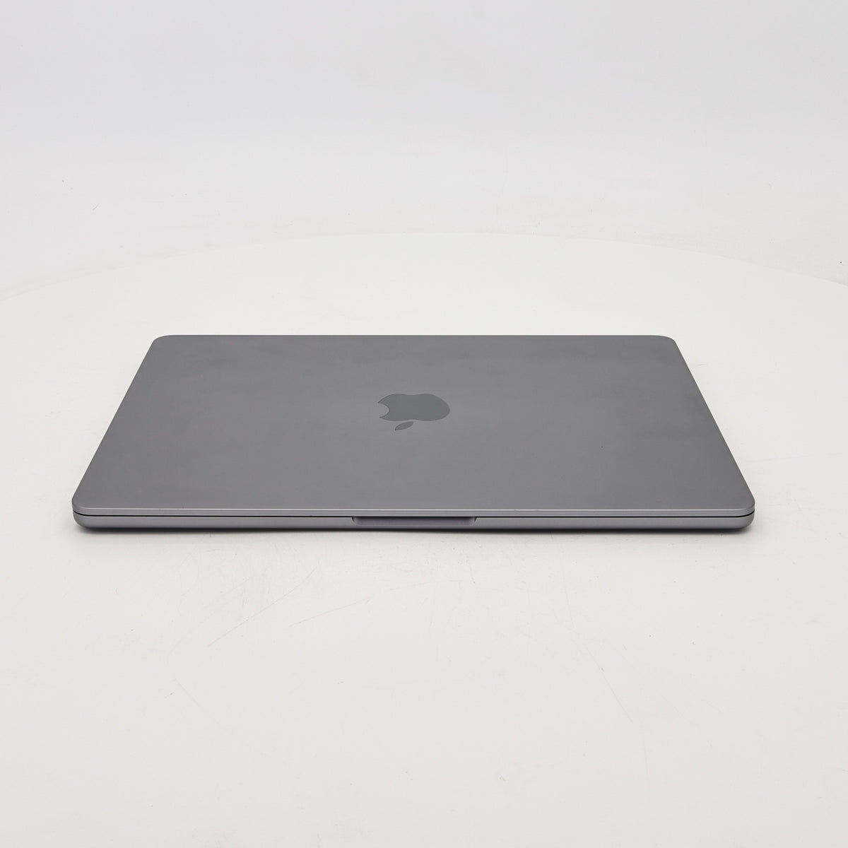 95新 Apple MacBook Air 22年 13寸 M2（8+8核） 8G RAM 256G SSD 深空灰色