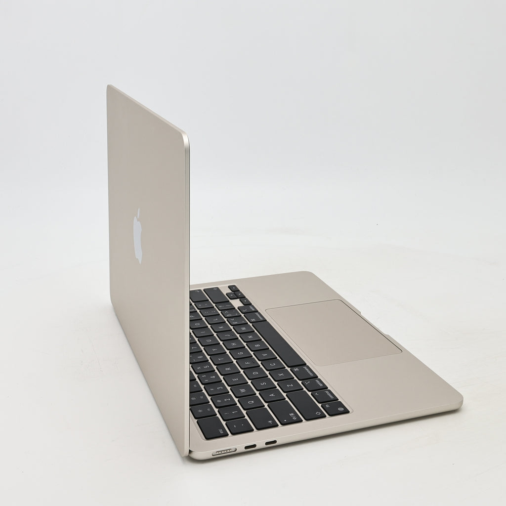 95新 Apple MacBook Air 22年 13寸 M2（8+8核） 8G RAM 256G SSD 星光色