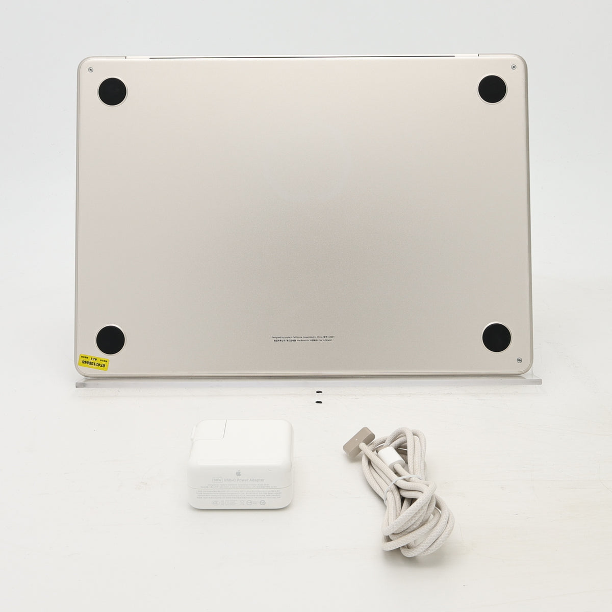 95新 Apple MacBook Air 22年 13寸 M2（8+8核） 8G RAM 256G SSD 星光色