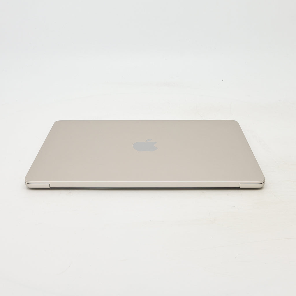 95新 Apple MacBook Air 22年 13寸 M2（8+8核） 8G RAM 256G SSD 星光色