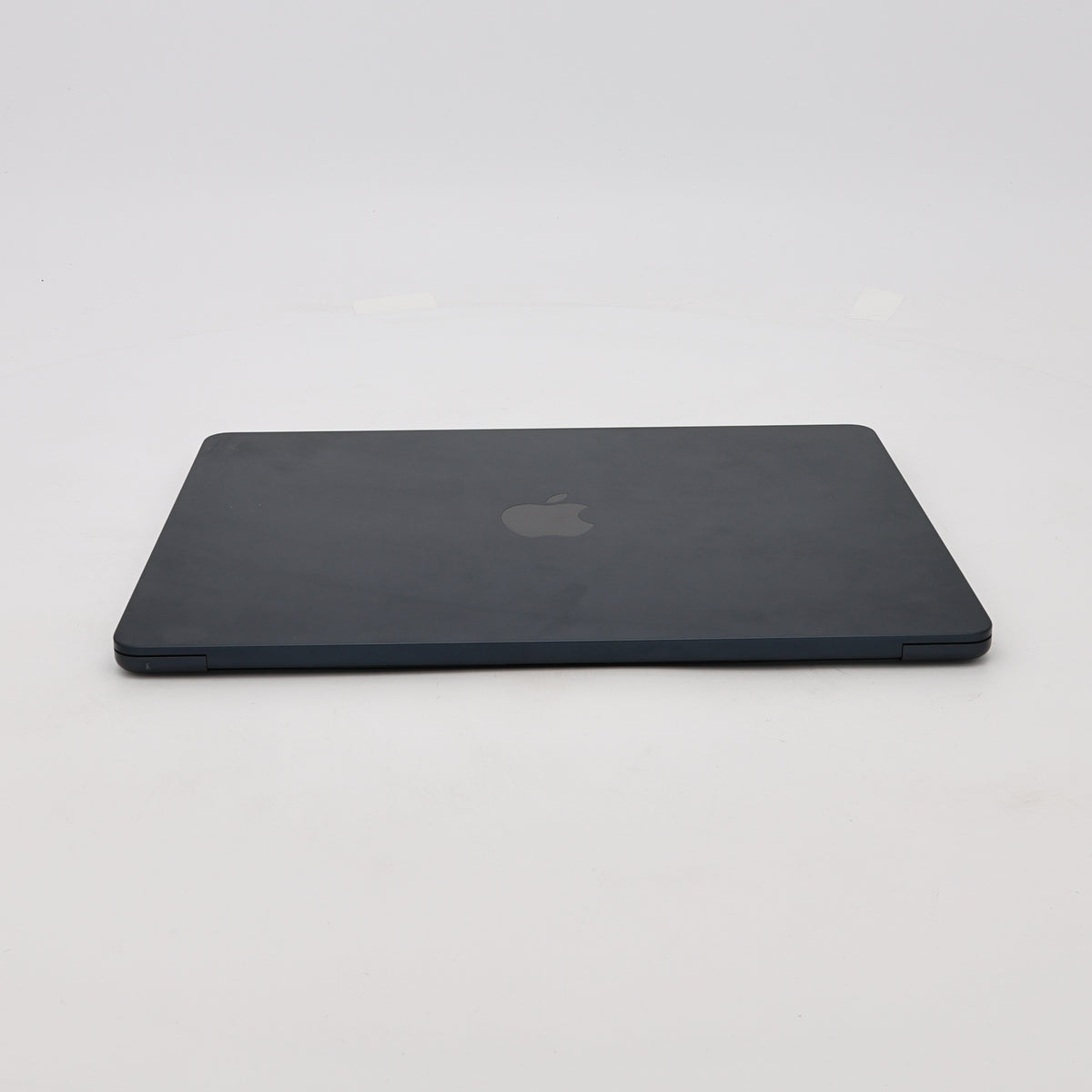 95新 Apple MacBook Air 22年 13寸 M2（8+8核） 8G RAM 256G SSD 午夜色