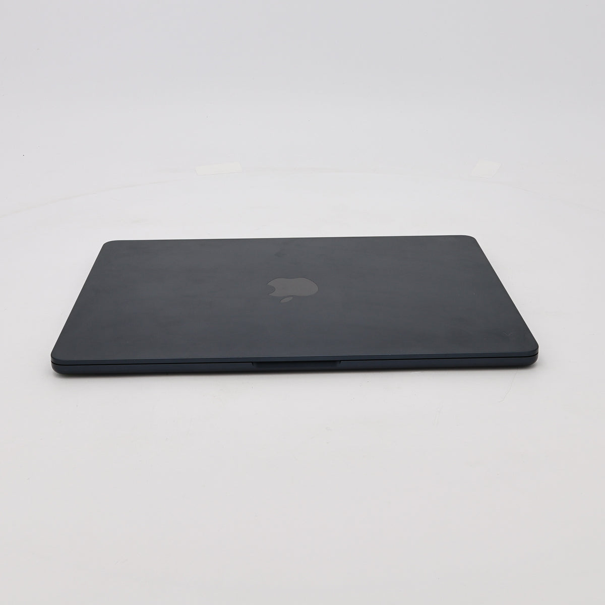 95新 Apple MacBook Air 22年 13寸 M2（8+8核） 8G RAM 256G SSD 午夜色