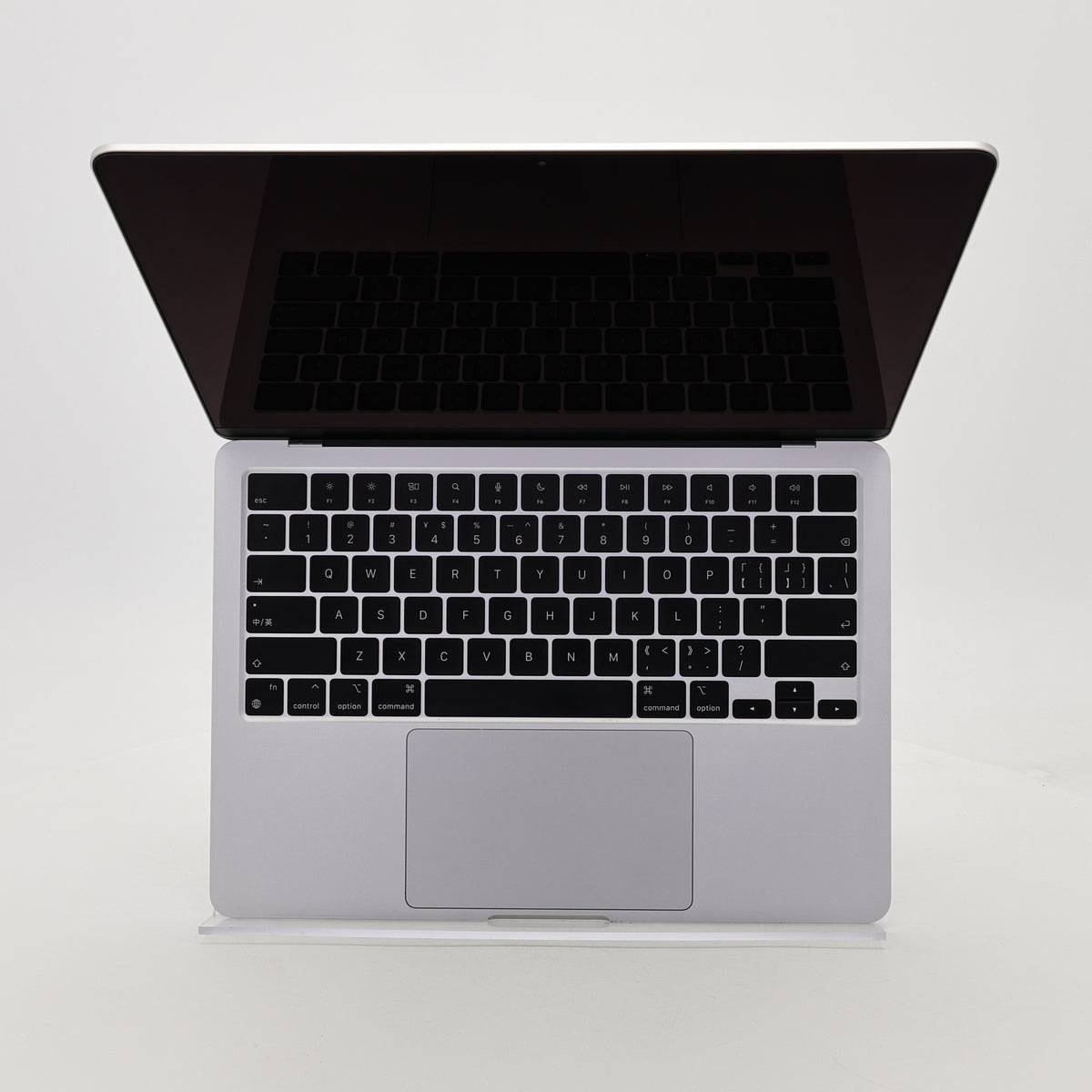 95新 Apple MacBook Air 22年 13寸 M2（8+8核） 8G RAM 256G SSD 銀色