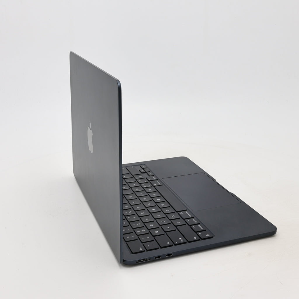 95新 Apple MacBook Air 22年 13寸 M2（8+8核） 8G RAM 256G SSD 午夜色