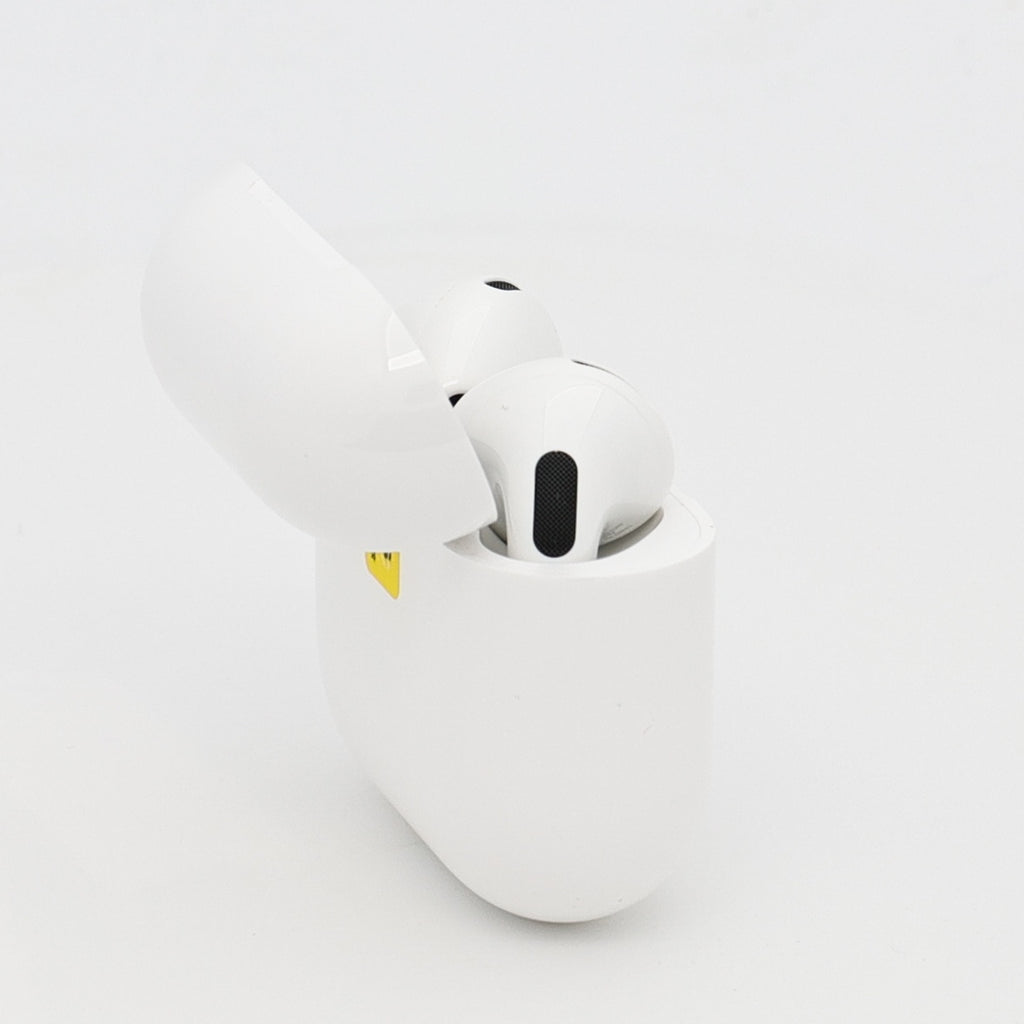 99新 Apple AirPods 5 白色