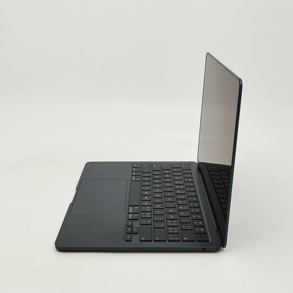 95新 Apple MacBook Air 22年 13寸 M2（8+10核） 8G RAM 512G SSD 午夜色