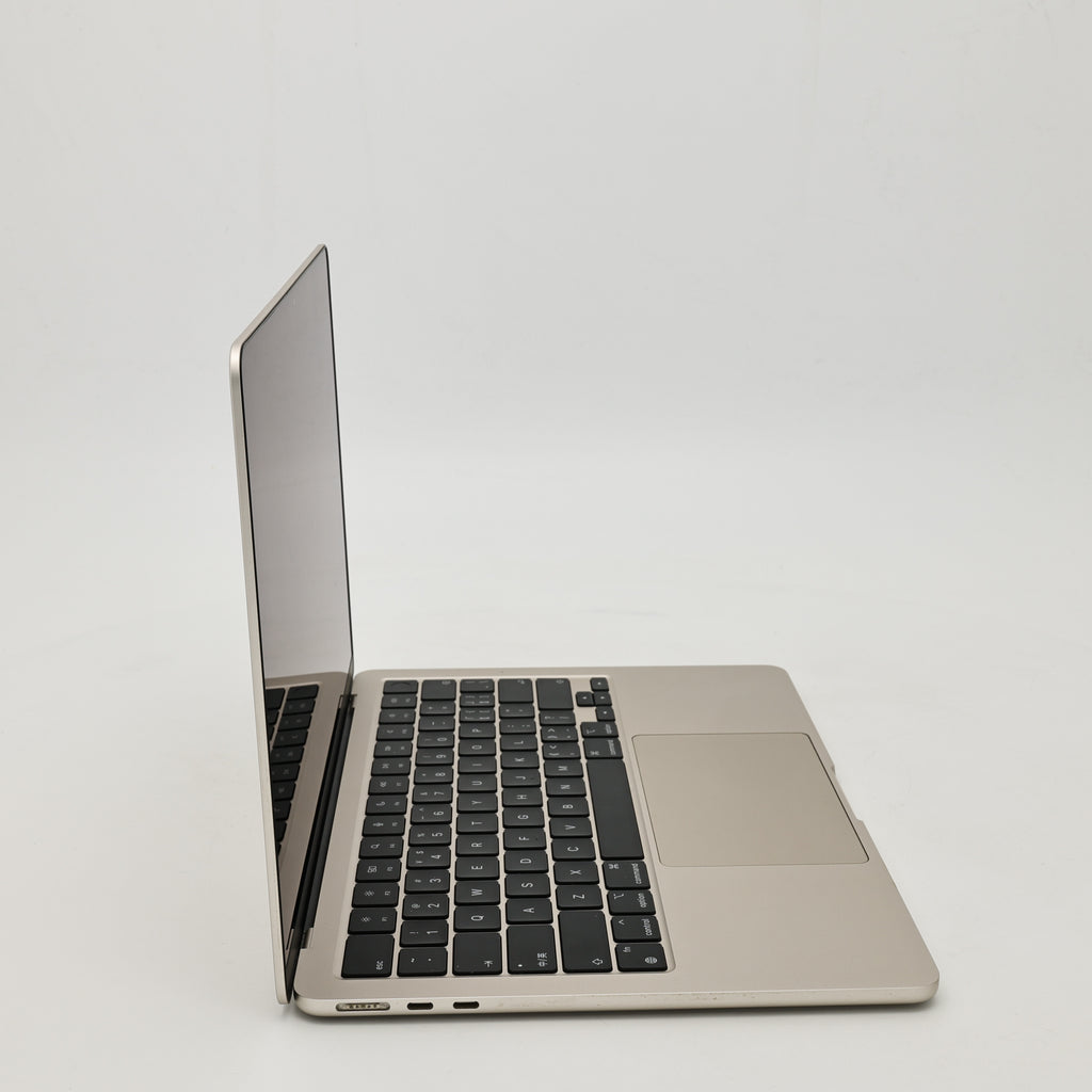 95新 Apple MacBook Air 22年 13寸 M2（8+10核） 8G RAM 512G SSD 星光色