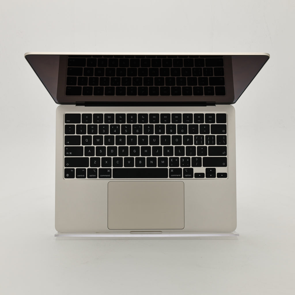 95新 Apple MacBook Air 22年 13寸 M2（8+10核） 8G RAM 512G SSD 星光色