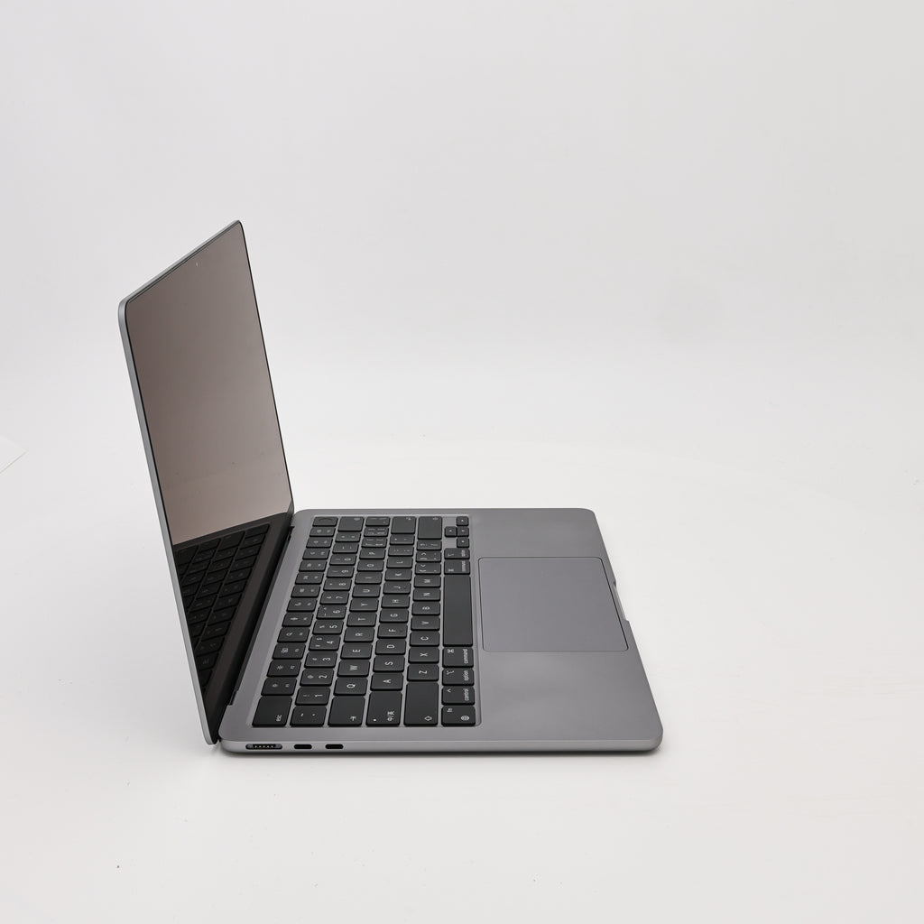 95新 Apple MacBook Air 22年 13寸 M2（8+10核） 16G RAM 256G SSD 深空灰色