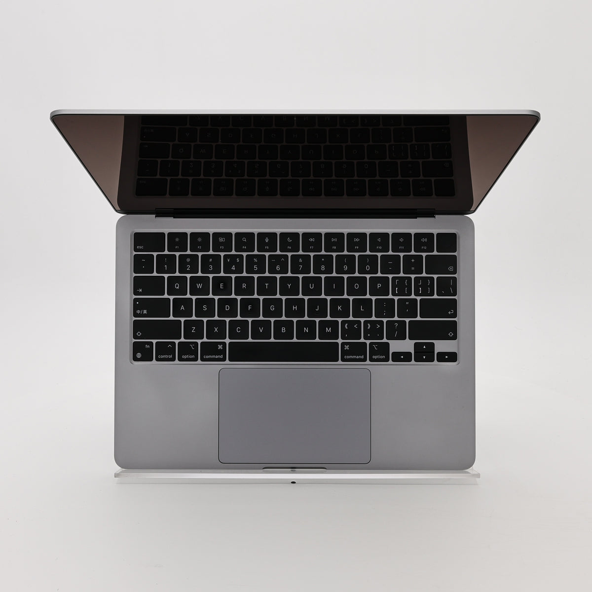 95新 Apple MacBook Air 22年 13寸 M2（8+10核） 16G RAM 256G SSD 深空灰色