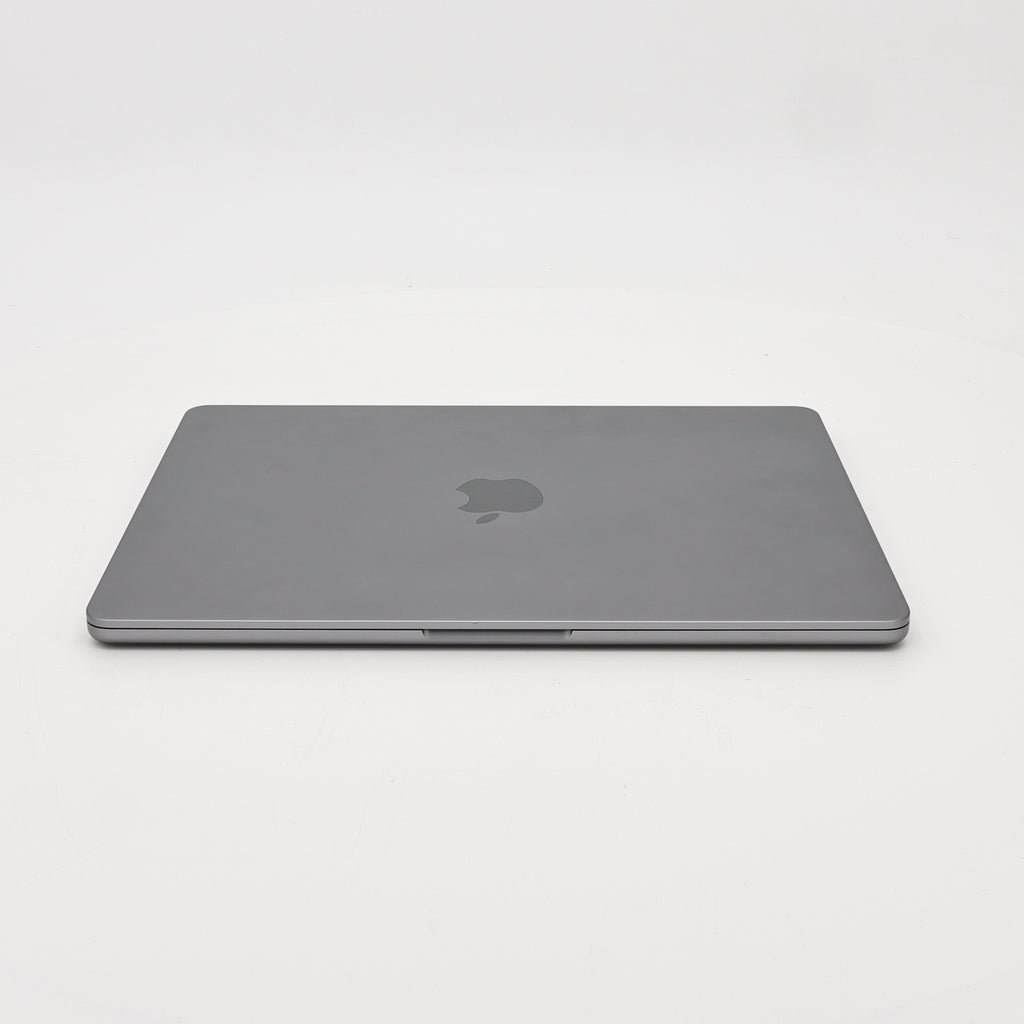 95新 Apple MacBook Air 22年 13寸 M2（8+10核） 16G RAM 256G SSD 深空灰色