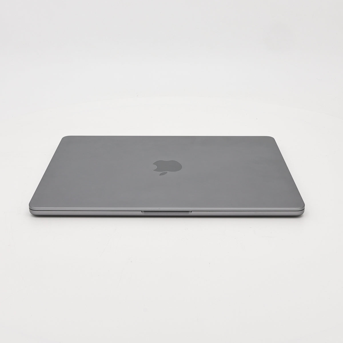 95新 Apple MacBook Air 22年 13寸 M2（8+10核） 16G RAM 256G SSD 深空灰色