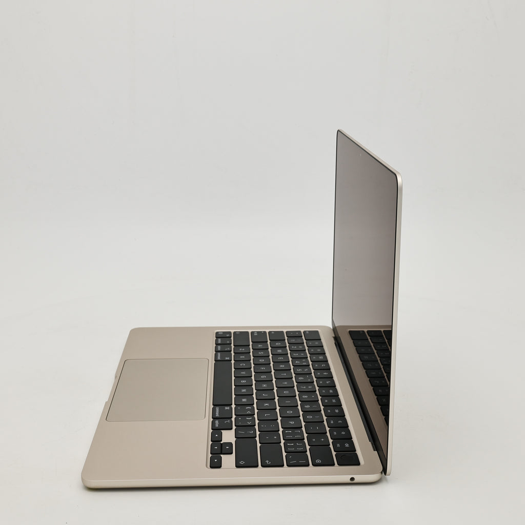 95新 Apple MacBook Air 22年 13寸 M2（8+8核） 8G RAM 256G SSD 星光色