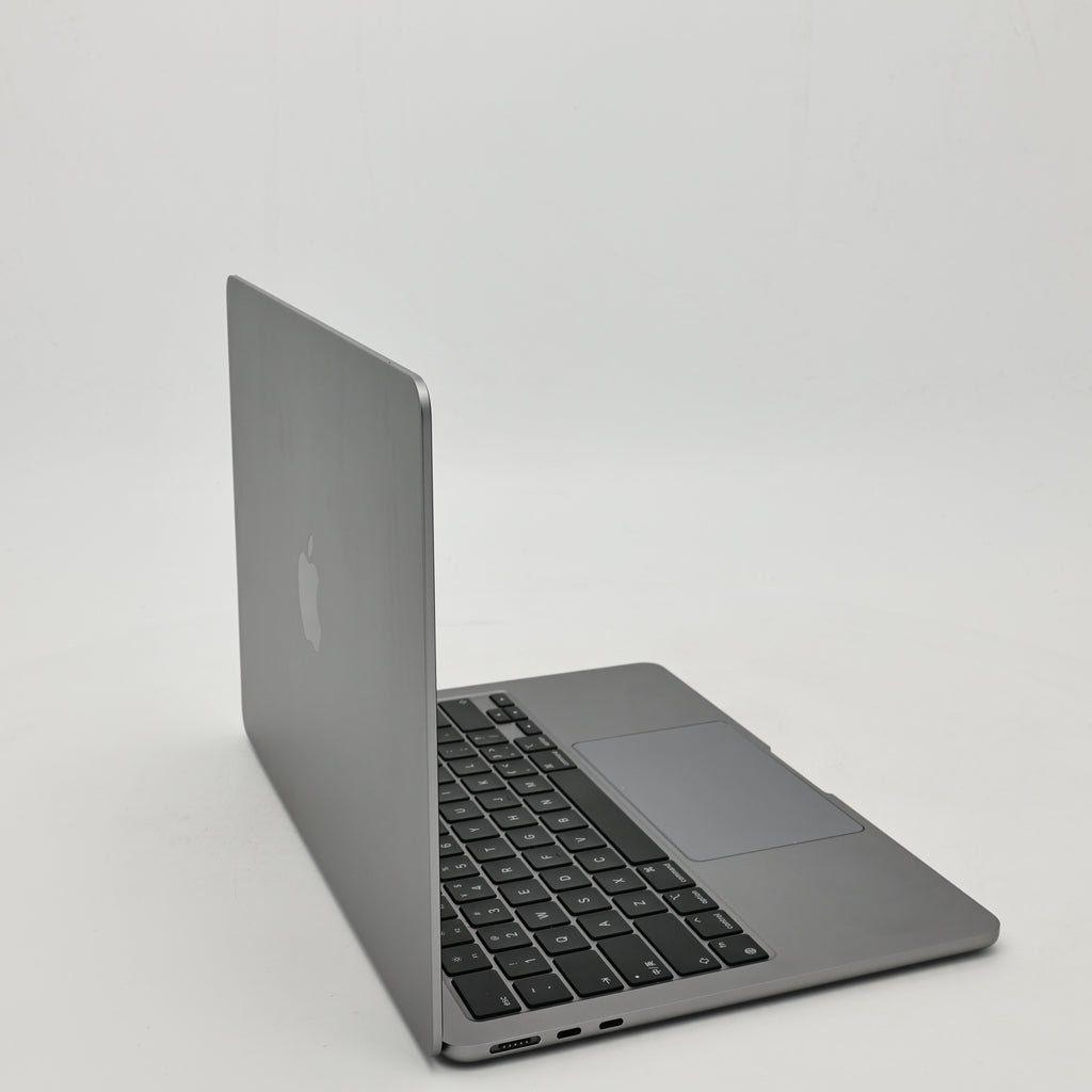 95新 Apple MacBook Air 22年 13寸 M2（8+10核） 8G RAM 512G SSD 深空灰色
