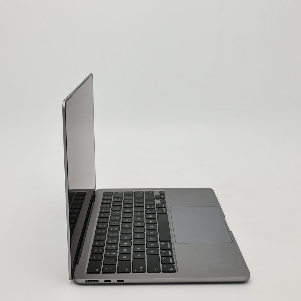 95新 Apple MacBook Air 22年 13寸 M2（8+10核） 8G RAM 512G SSD 深空灰色