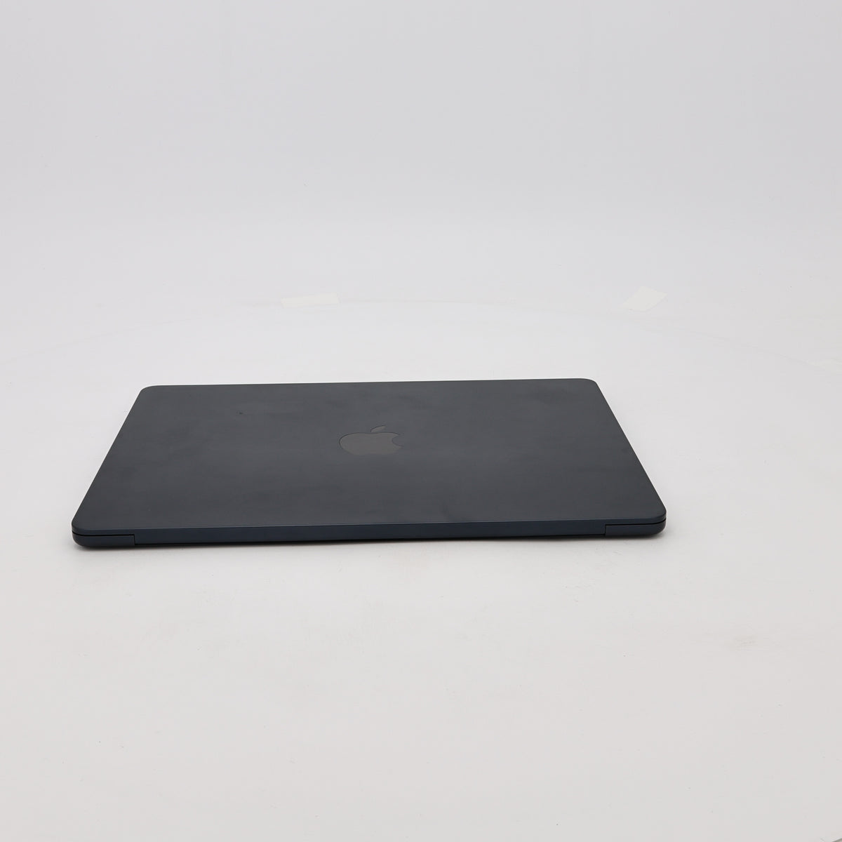 95新 Apple MacBook Air 22年 13寸 M2（8+8核） 8G RAM 256G SSD 午夜色