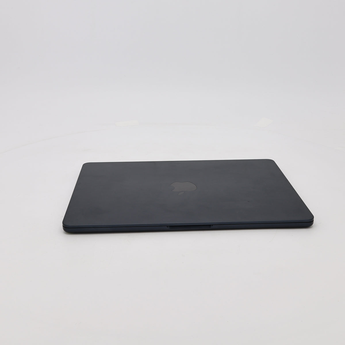 95新 Apple MacBook Air 22年 13寸 M2（8+8核） 8G RAM 256G SSD 午夜色