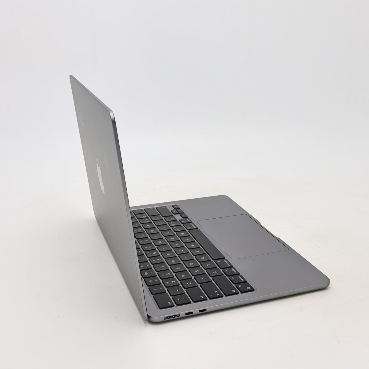 95新 Apple MacBook Air 24年 13寸 M3（8+8核） 8G RAM 256G SSD 深空灰色